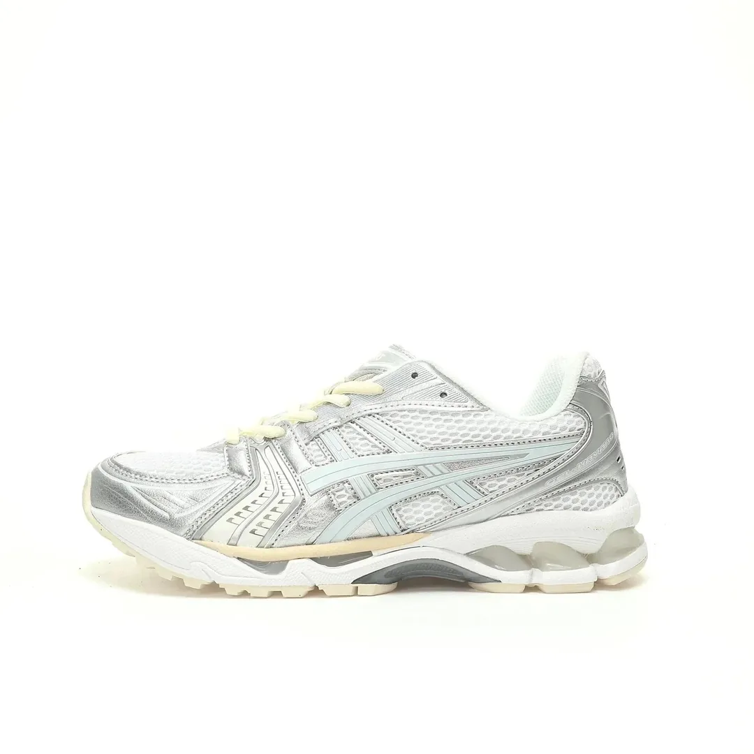 Asics Gel-NYC White Low-Top Sneakers — Photo 9