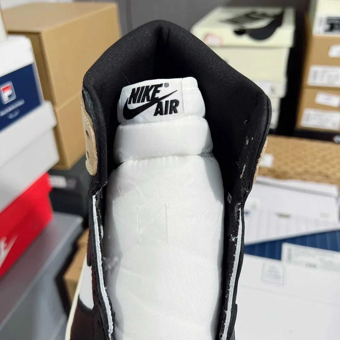 Air Jordan 1 High Latte — QC