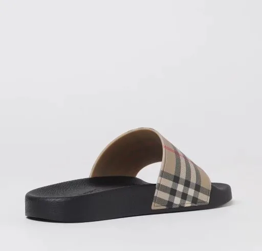 Balenciaga Slides — Photo 4