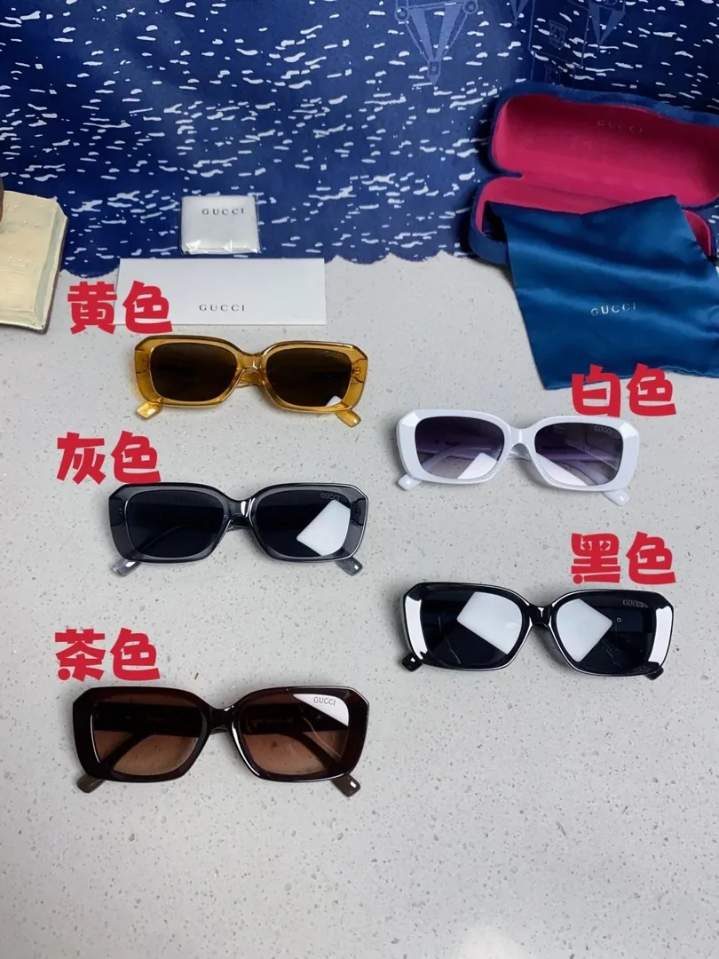 Accessory — Photo 11