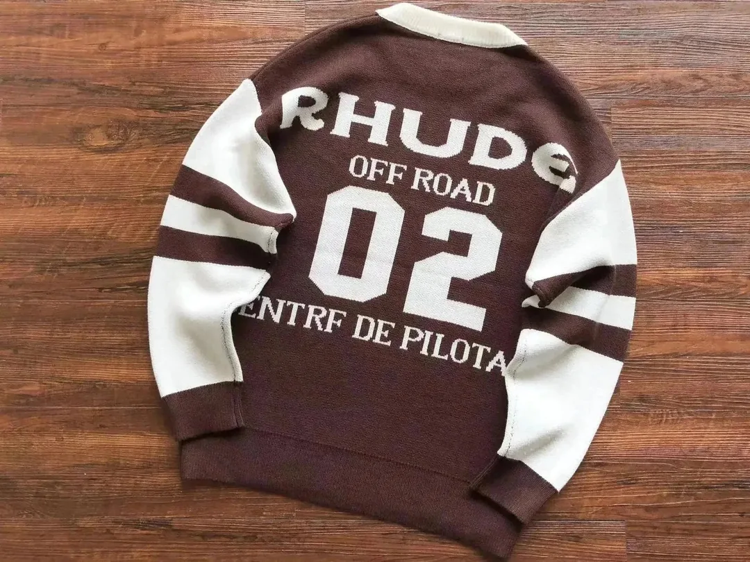 Crewneck Sweatshirt — Photo 14