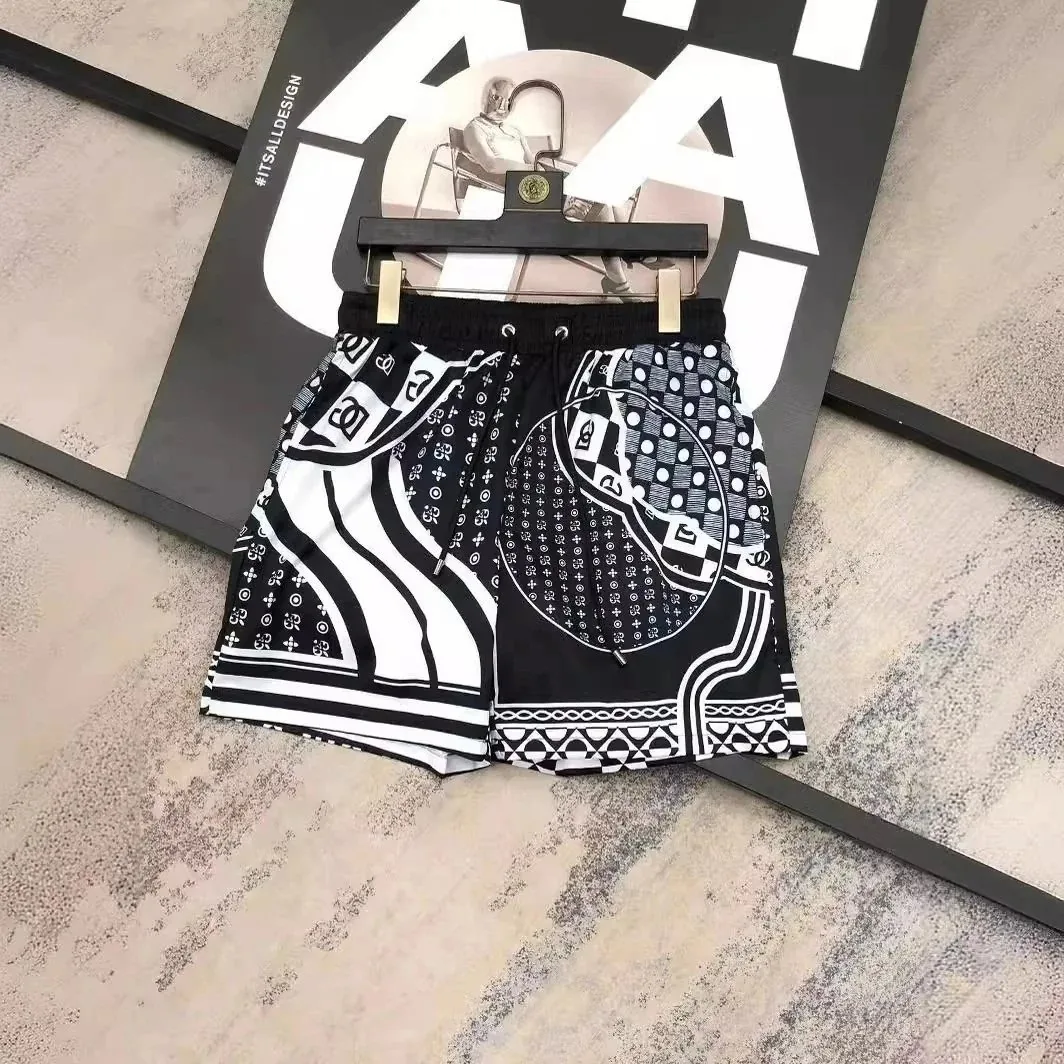 Woven Quick-Dry Digital Print Shorts — Photo 2