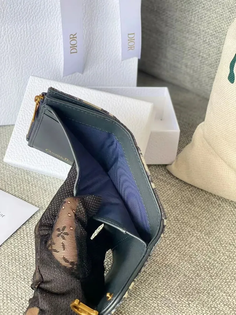 Dior Leather Handbag — photo 3