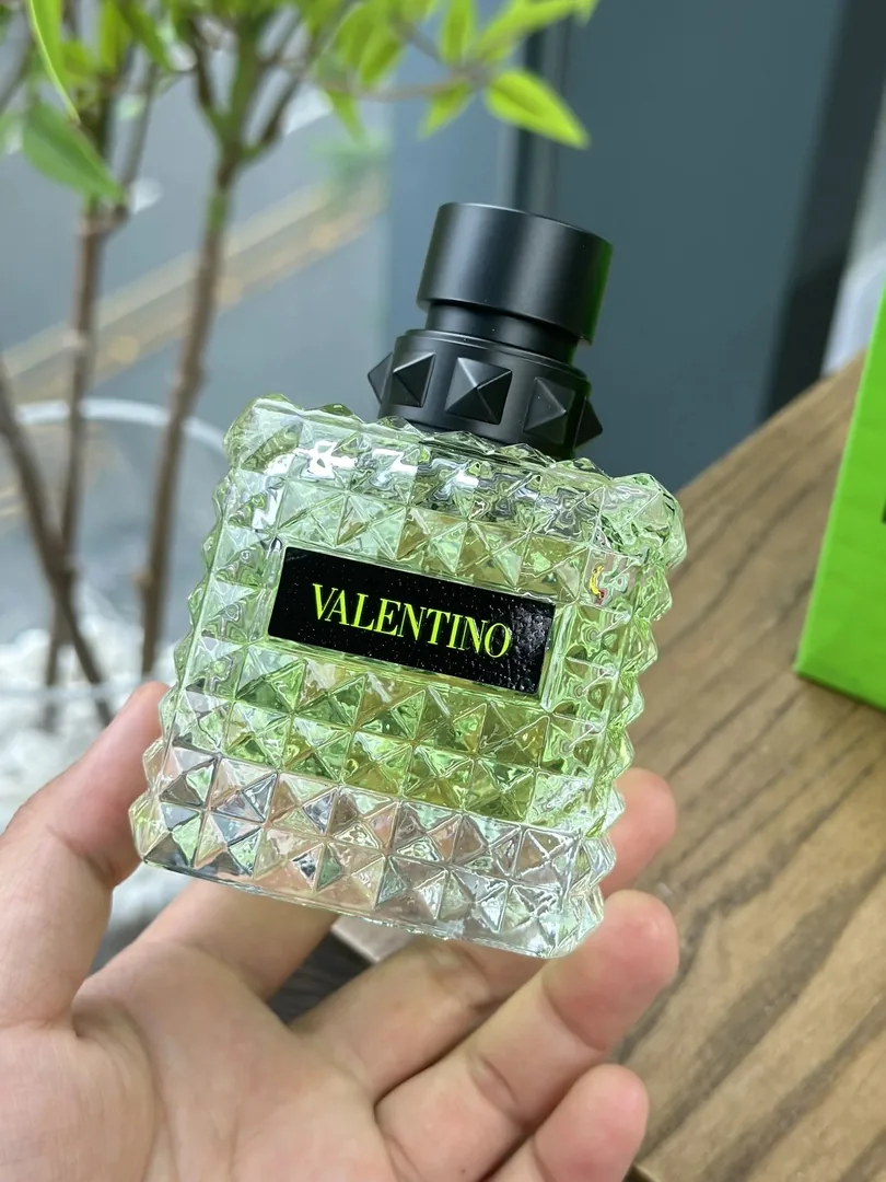 Versace Perfume — Photo 9