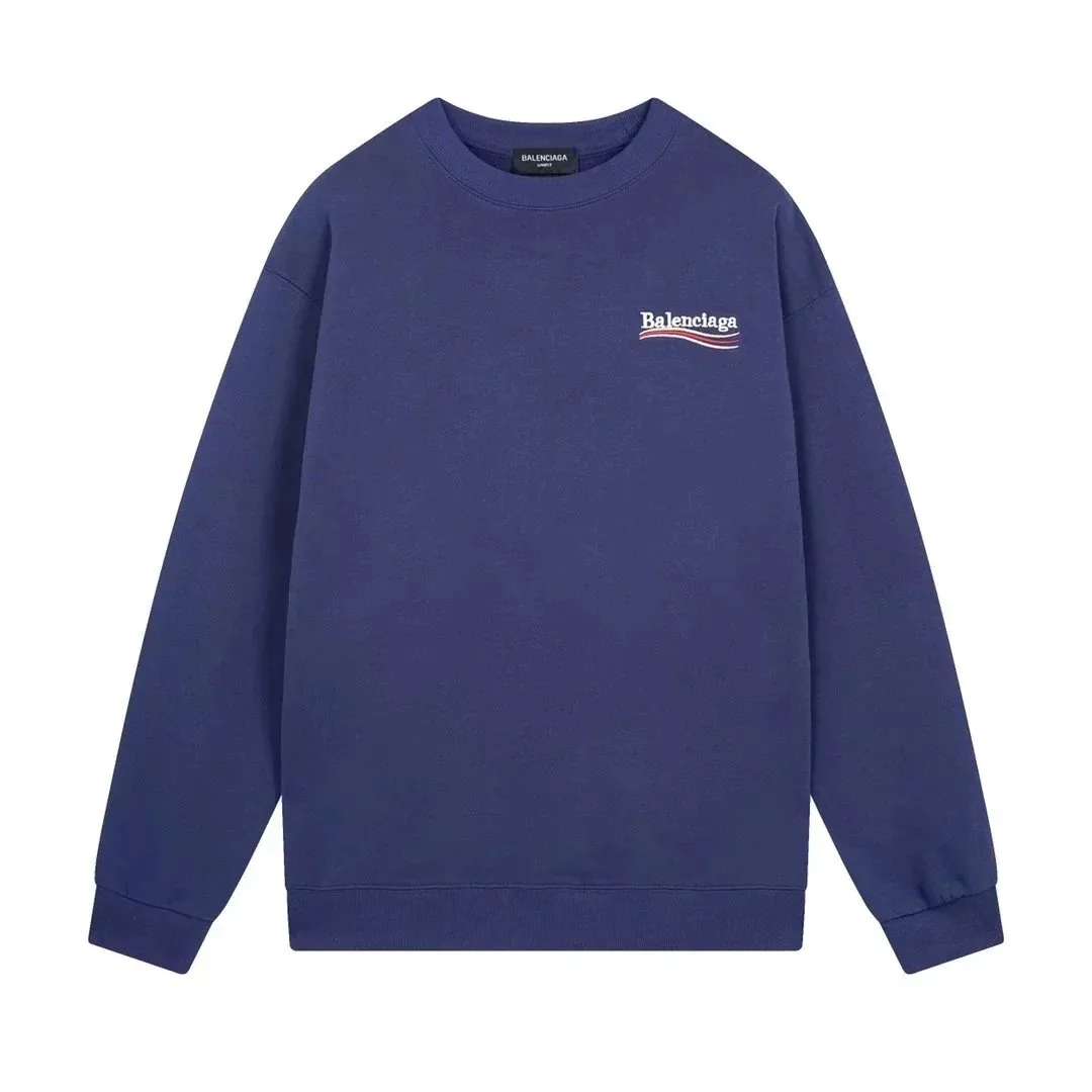 Long-Sleeve Tee — Photo 10