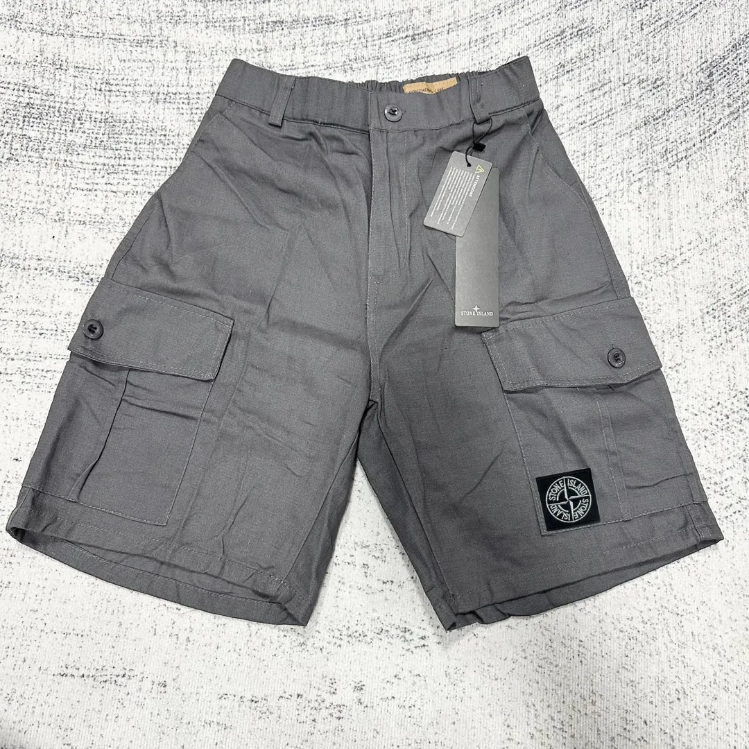 Stone Island Compass Badge Cargo Shorts Collection — Photo 6