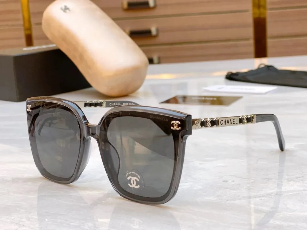 Unisex Sunglasses — QC