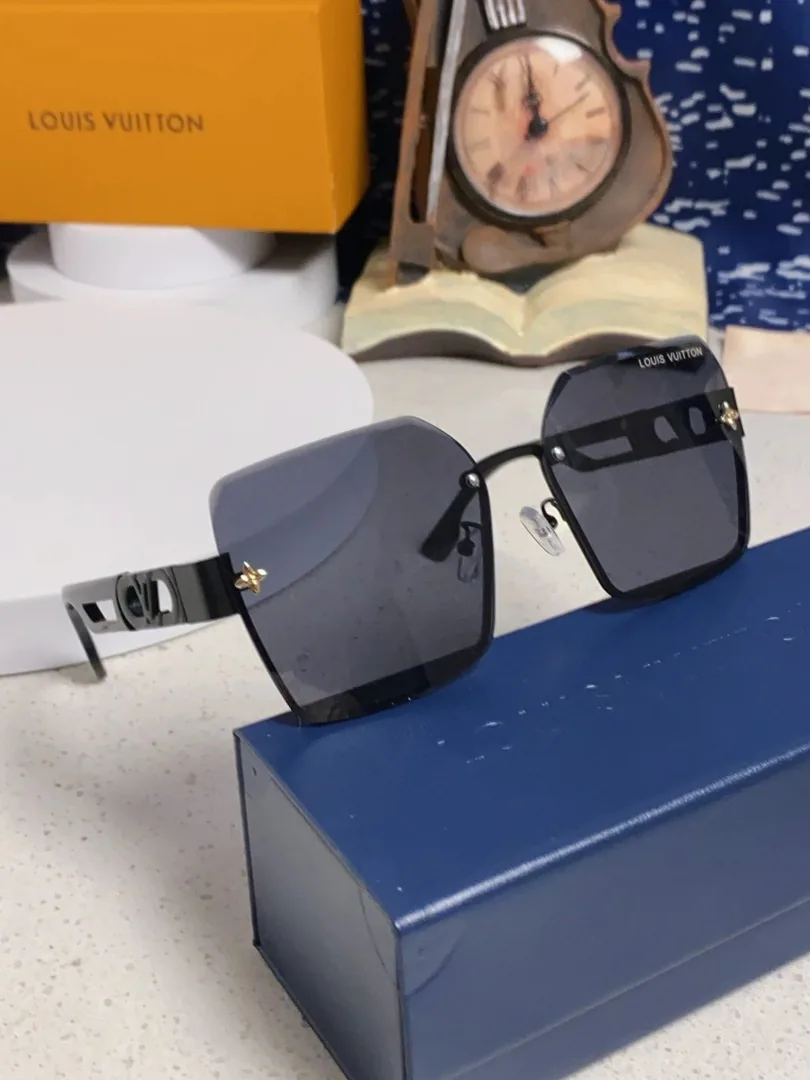 Gold Irregular Metal Sunglasses — QC