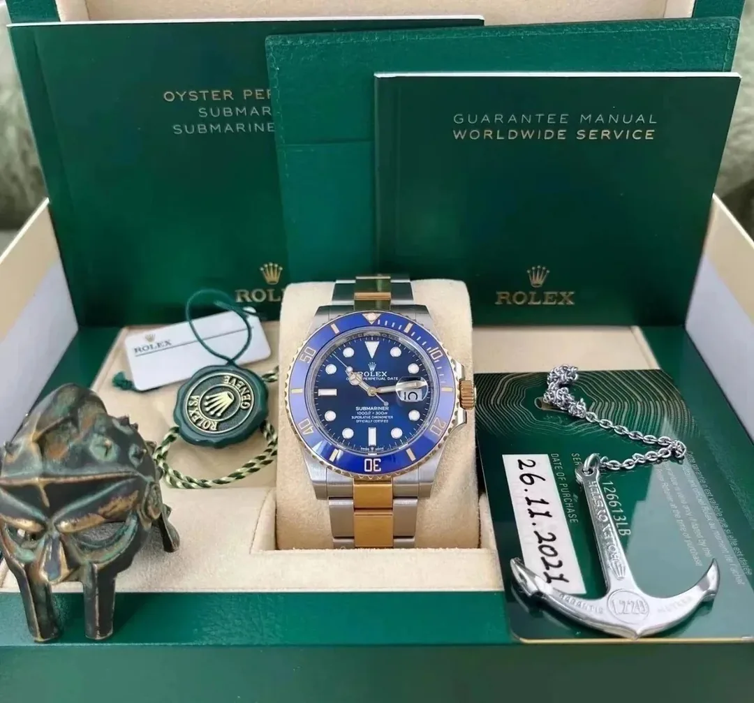 Rolex Watch — Photo 3
