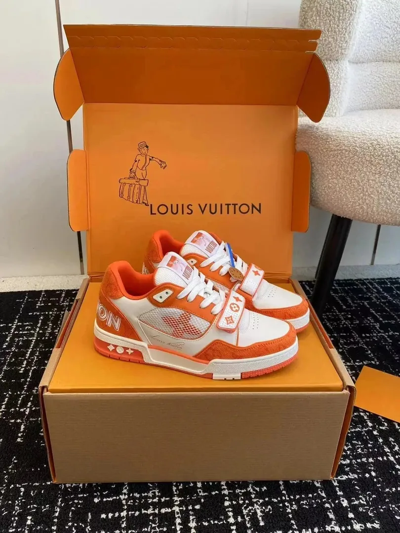 Louis Vuitton LV Trainer White Court Sneakers — photo 9