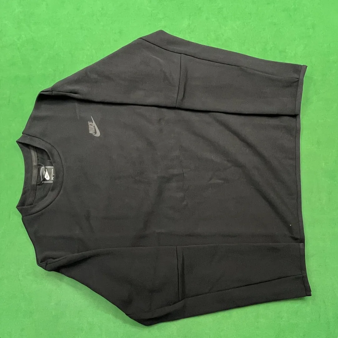 Sweatshirt — Photo 8