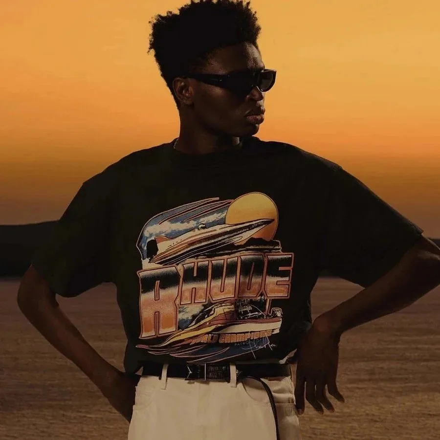 Vintage Letter Poster Print T-Shirt — photo 3