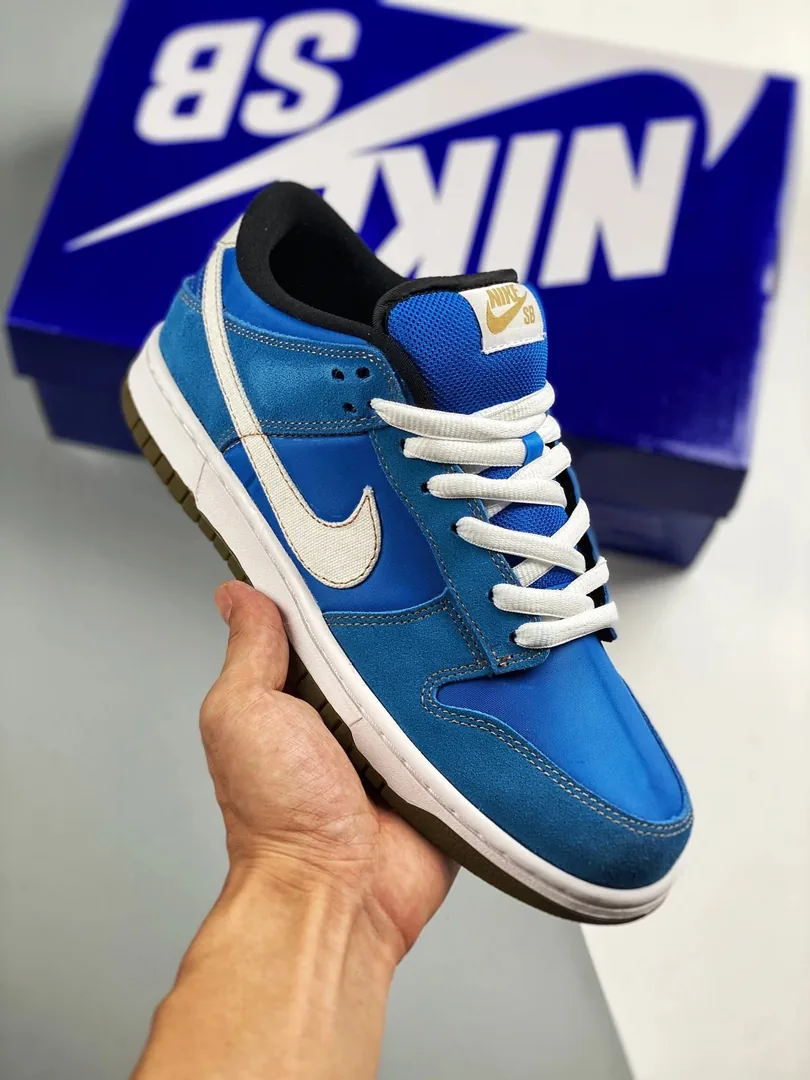 Nike SB Dunk Low Blue Chun-Li Print Sneakers