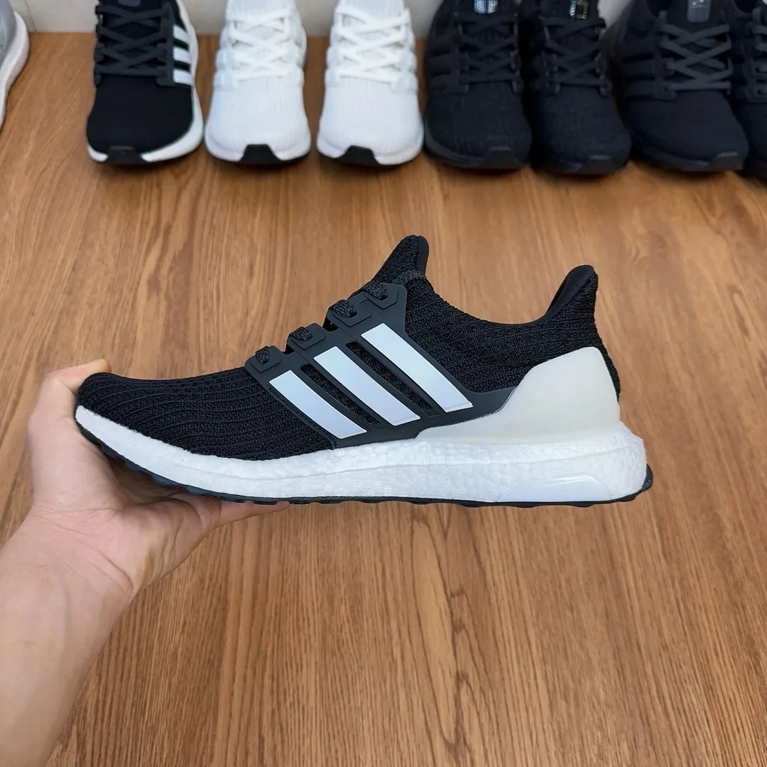 Adidas Ultra Boost 4.0 — Photo 5