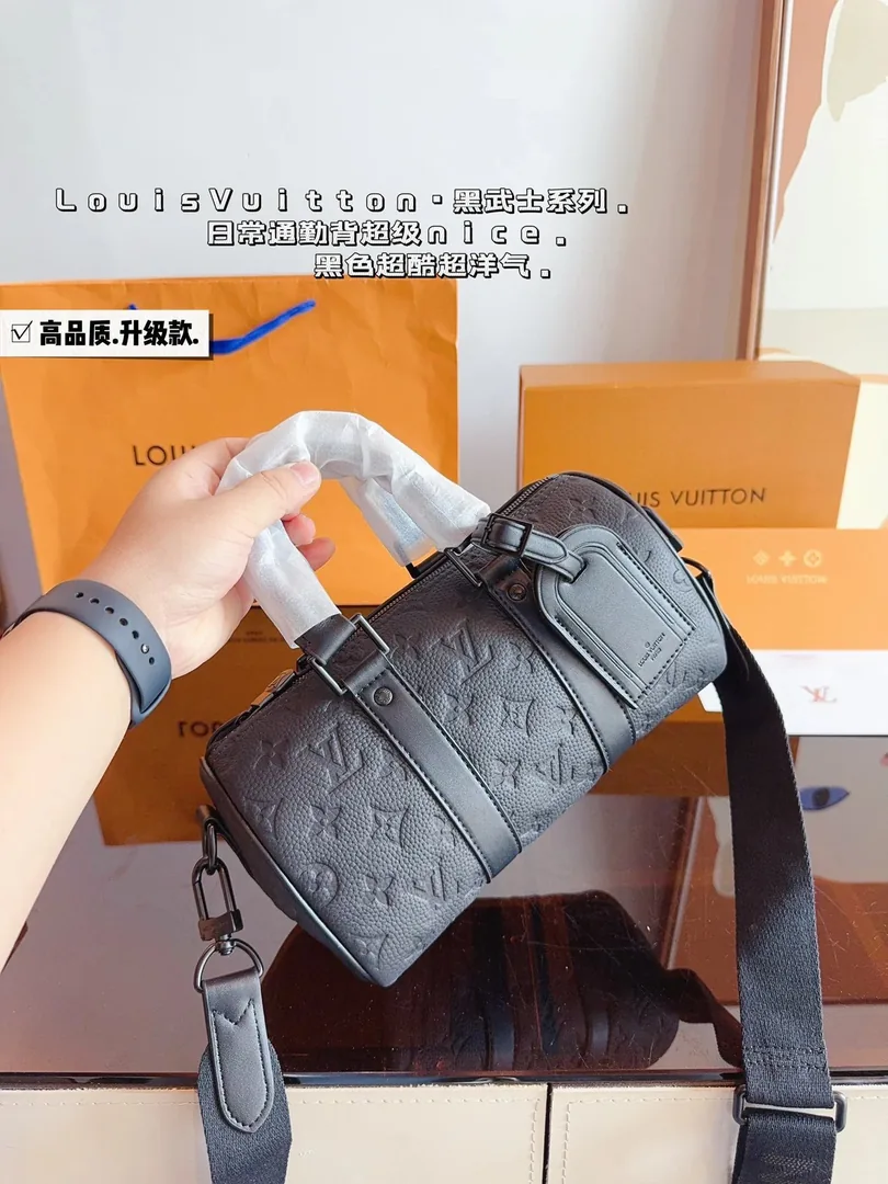 Louis Vuitton City Keepall 25 Bag — photo 12