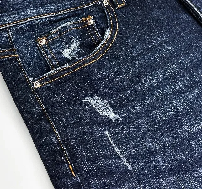 Amiri Star Patch Distressed Jeans — Photo 2