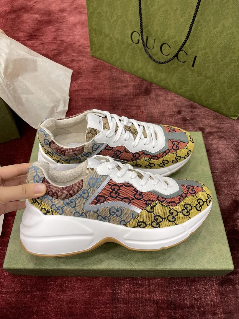 Gucci Run Rhyton White Print Dad Sneakers — Photo 14