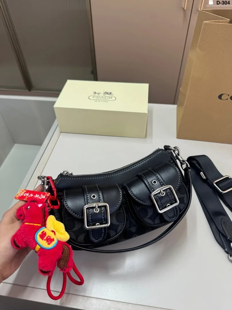 Coach Ashton Bucket Bag — Zdjęcie 13