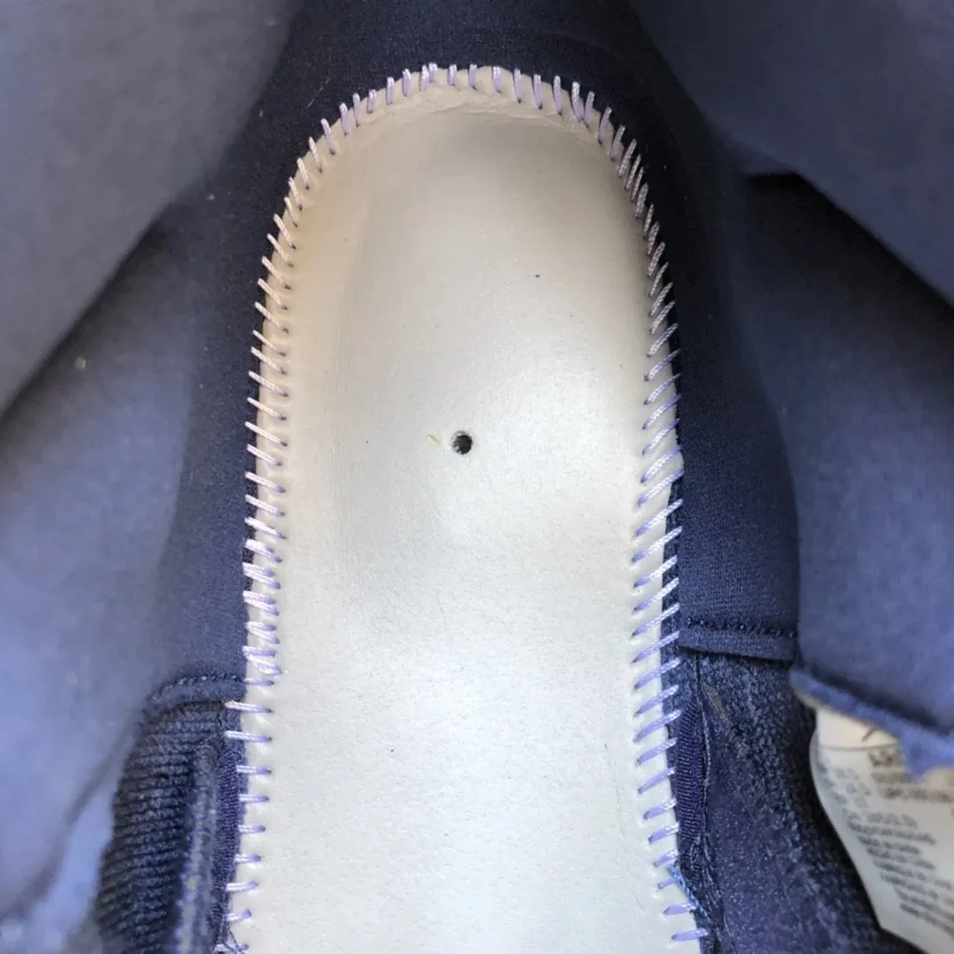 Air Jordan 11 Midnight Navy — Photo 13