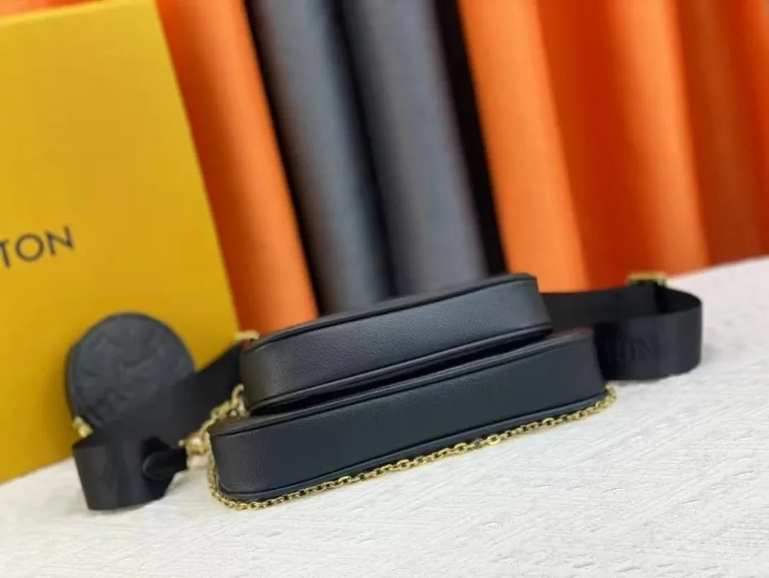 Louis Vuitton Multi Pochette Bag — Photo 9