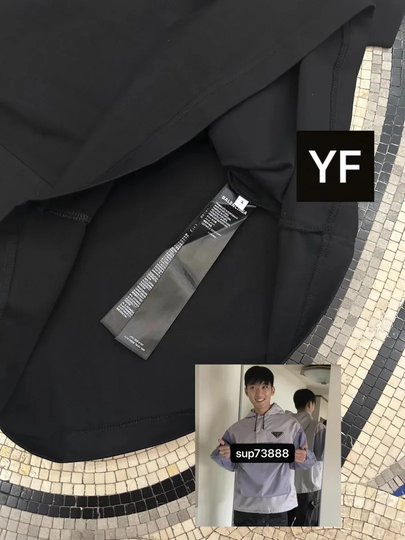 Balenciaga Oversized Print T-Shirt — Photo 6