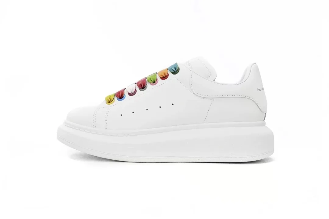 Alexander McQueen Oversized Sneaker White Trainers — Photo 15