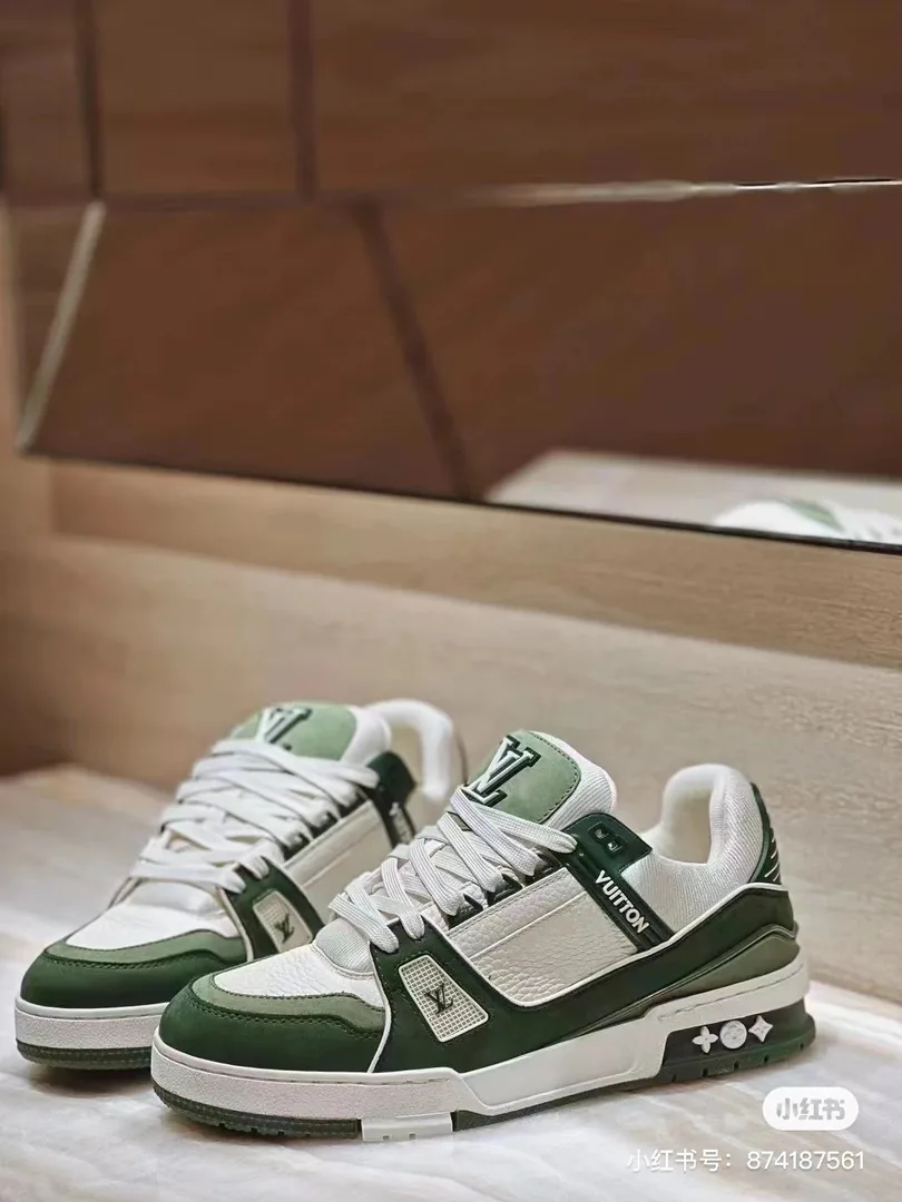 Louis Vuitton LV Trainer Blue Low-Top Trainers — Photo 15