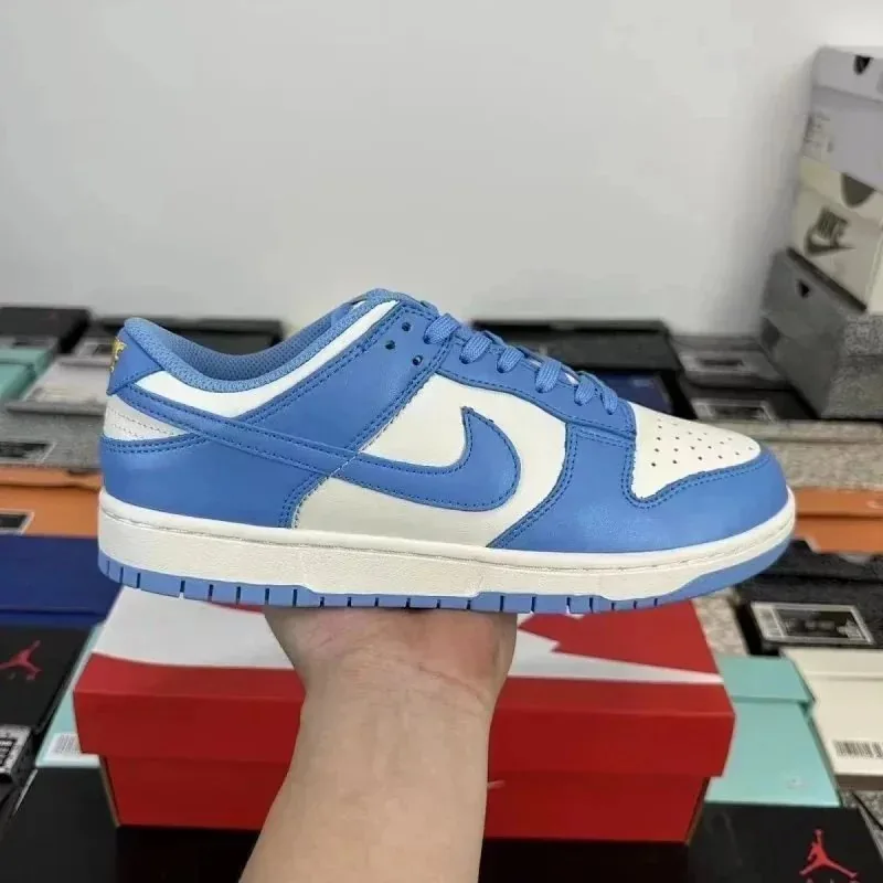 Nike Dunk Shoes — Photo 7