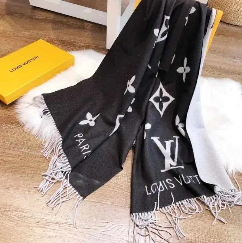 Louis Vuitton Monogram Flower Cashmere Scarf Collection — photo 8