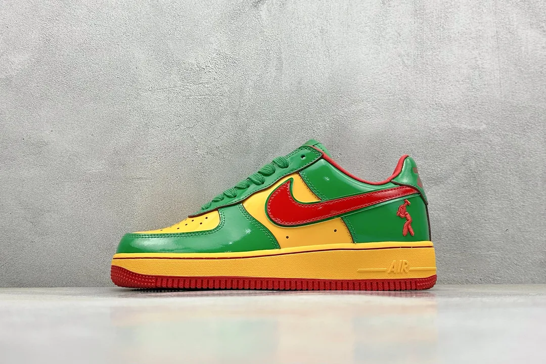 Nike Air Force 1 Worker