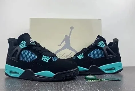 Tiffany & Co. X Air Jordan 4 — photo 10