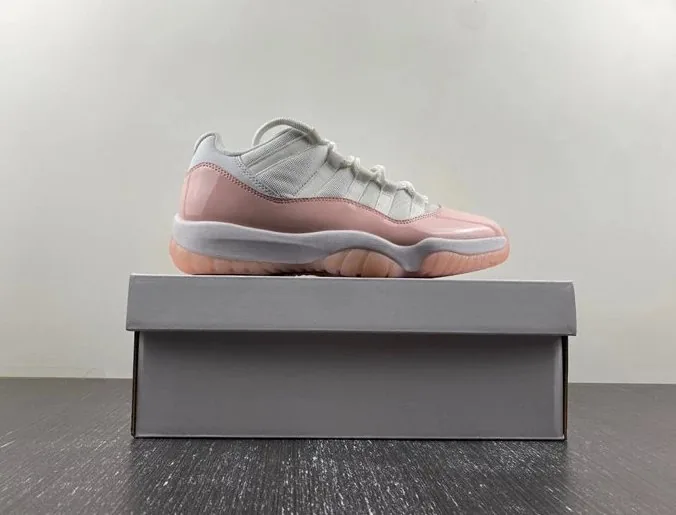 Air Jordan 11 Low Legend Pink — QC
