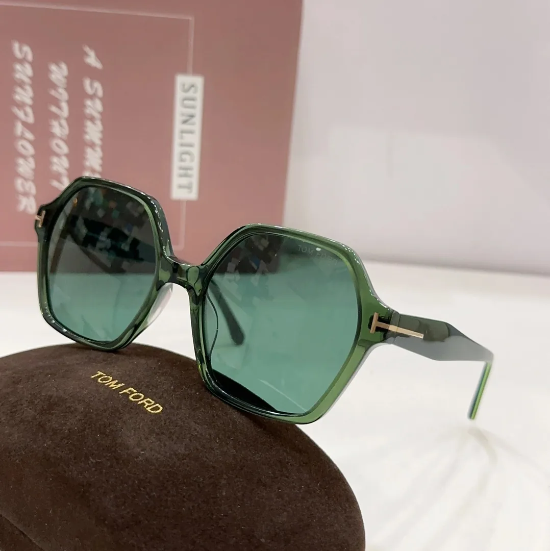 Tom Ford Sunglasses — photo 12