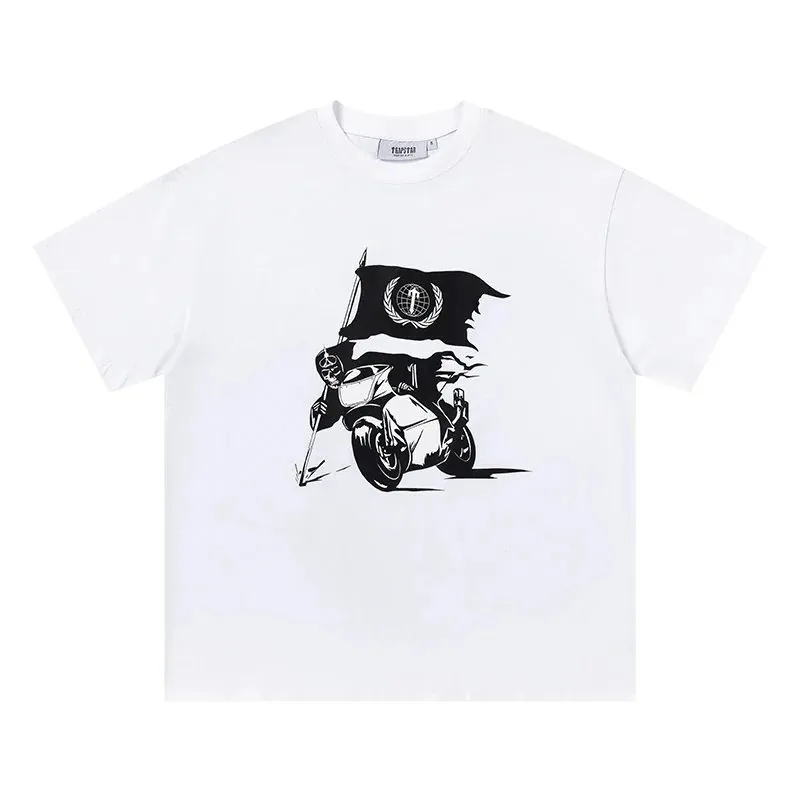 Cartoon Print T-Shirt — Photo 11