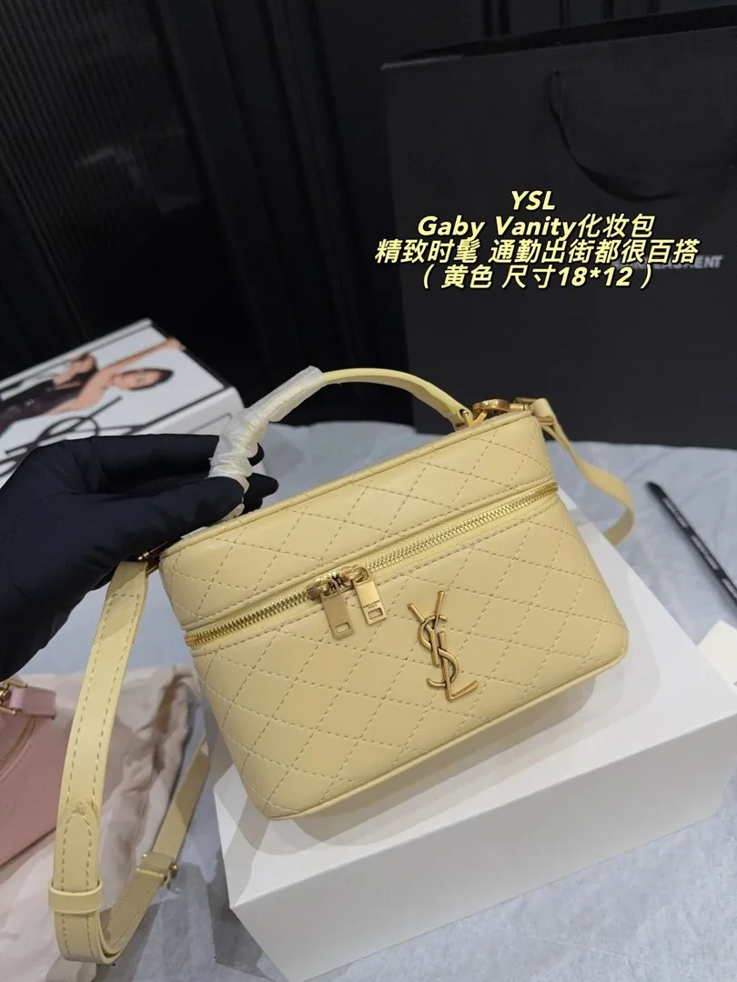 Saint Laurent Gaby Vanity Case Bag — Zdjęcie 6