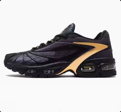 Blue Nike Air Max Plus TN — Photo 4