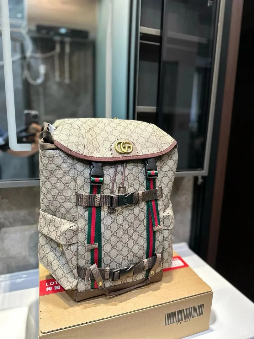 Backpack — Photo 12
