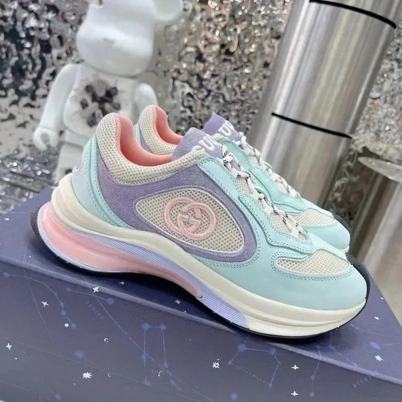 Gucci Run Beige Sneakers — QC