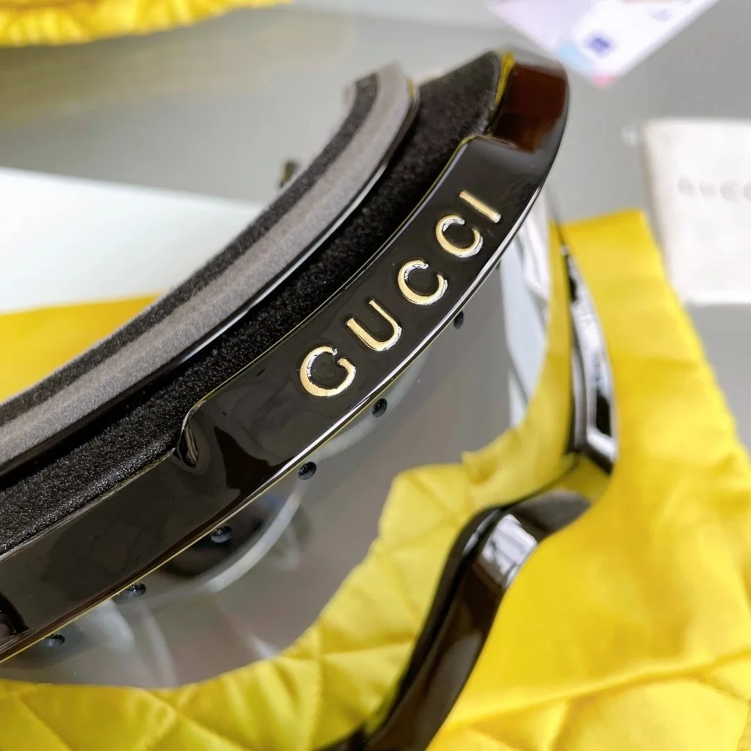 Winter Ski Goggles — Photo 10