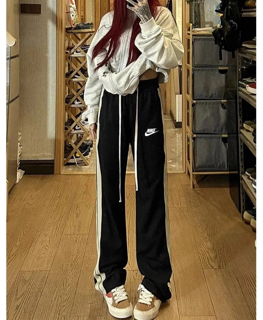 Nike Air Force 1 Track Pants — Photo 5