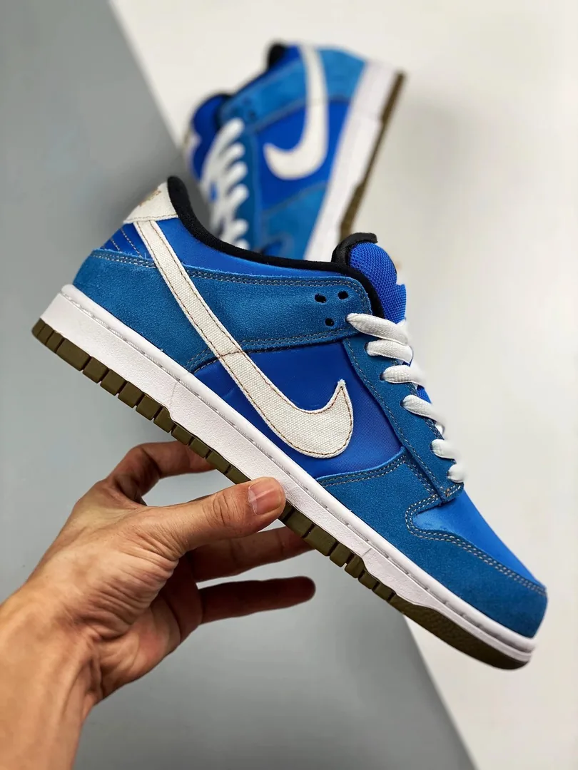 Nike SB Dunk Low Blue Chun-Li Print Sneakers — QC