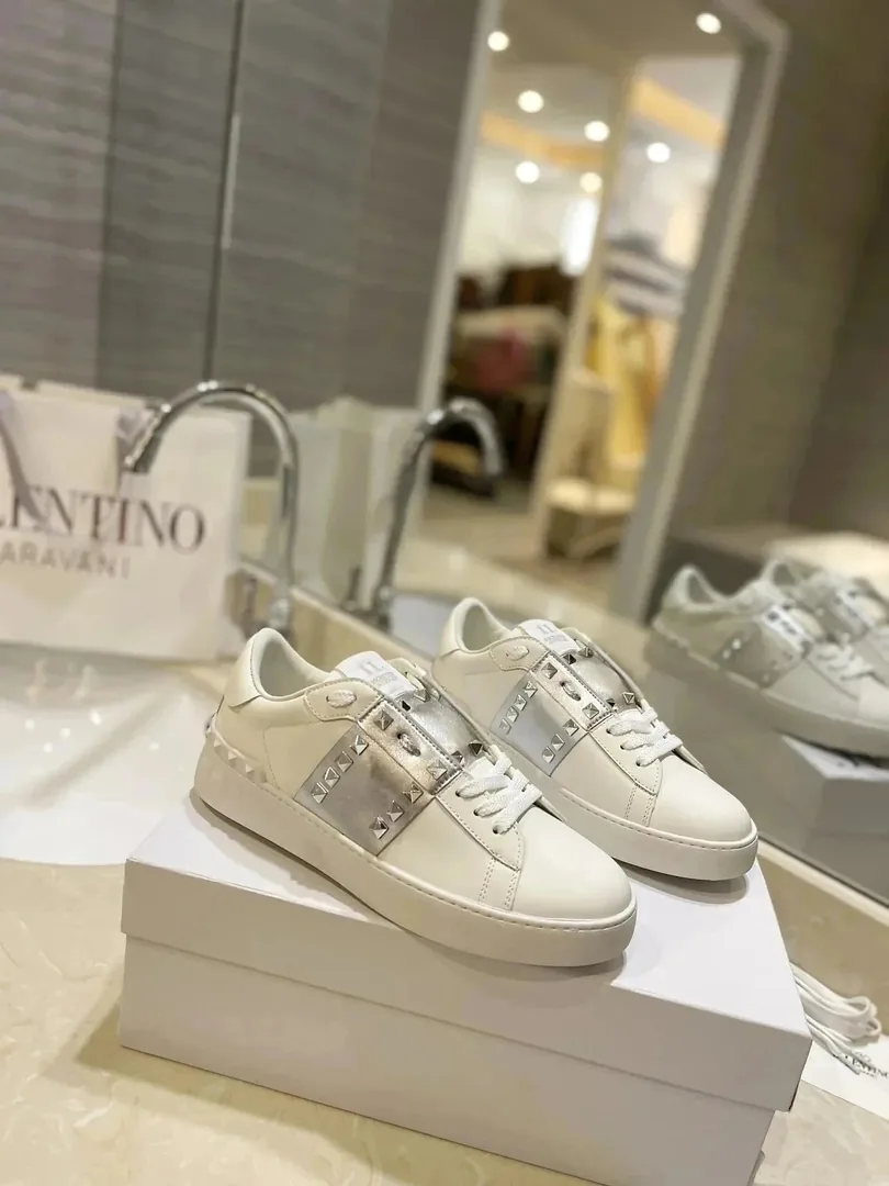 Valentino Louis Vuitton White Trainers — Photo 9