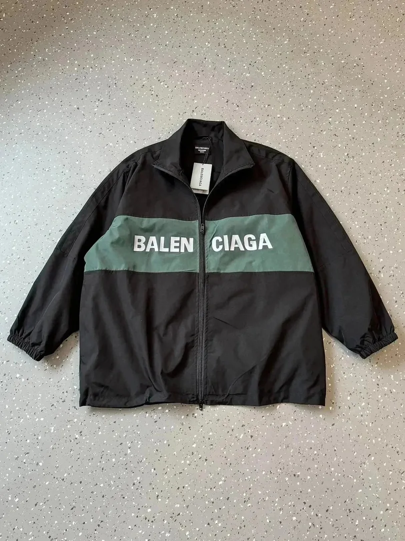 Denim Jacket — Photo 11