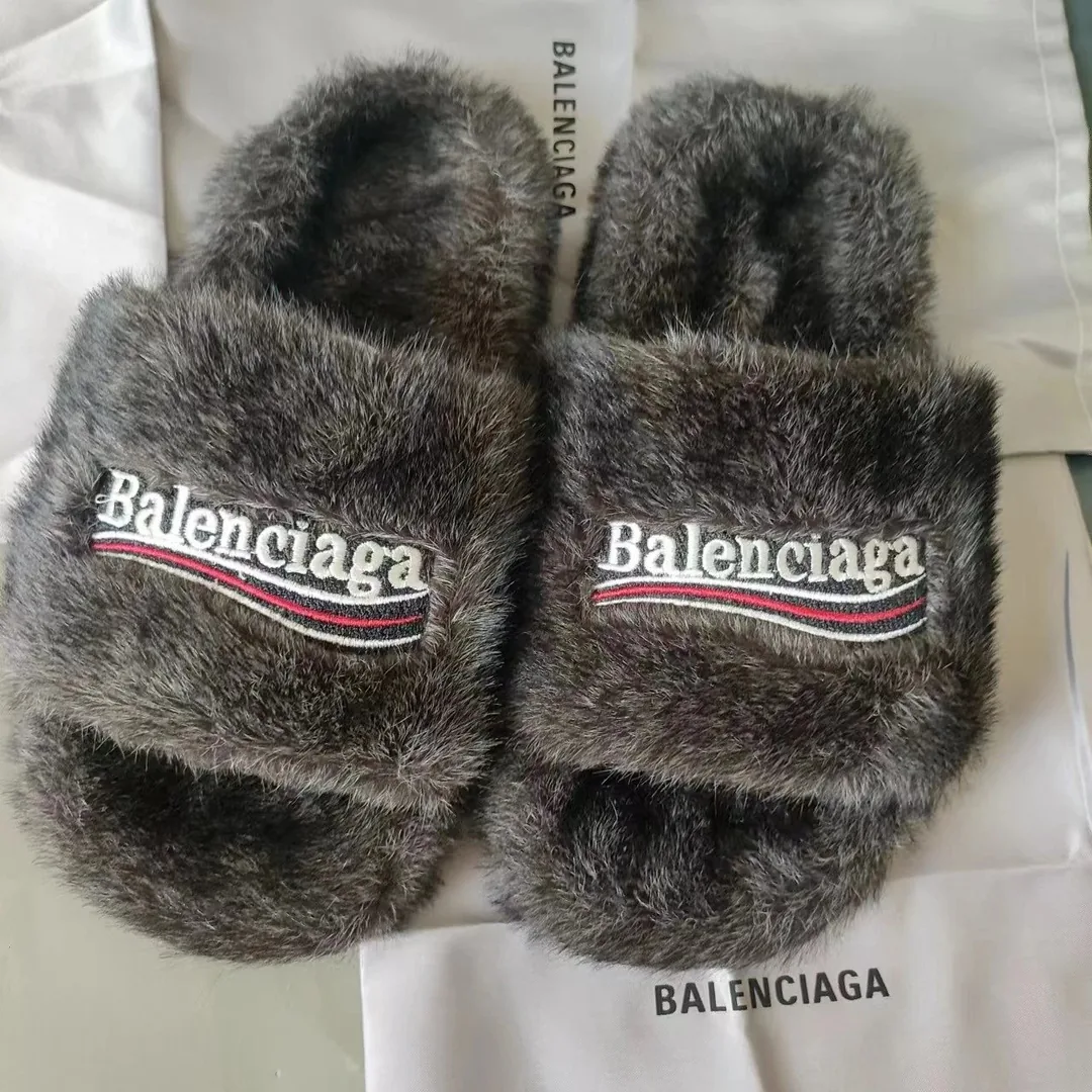 Bottega Veneta Fuzzy Slides — photo 7