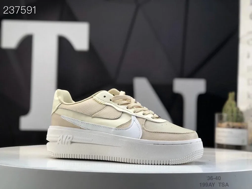 Nike Air Force 1 Platform — photo 4