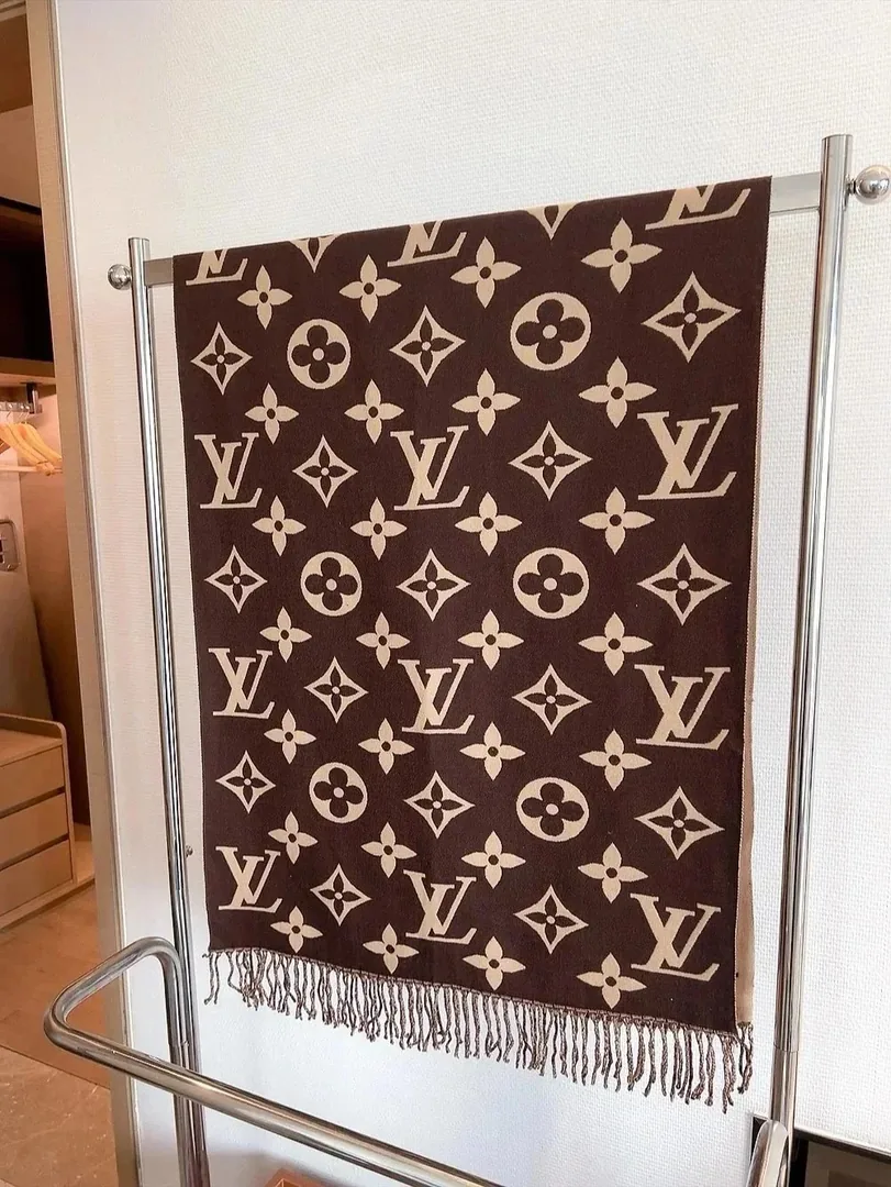 Autumn Winter Scarf — QC