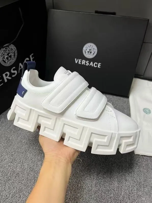 Versace Greca Portico Strap — Photo 4