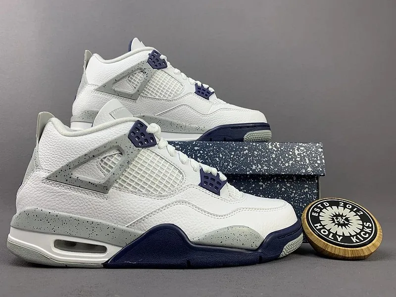 Jordan 4 Brown Retro Trainers — photo 8