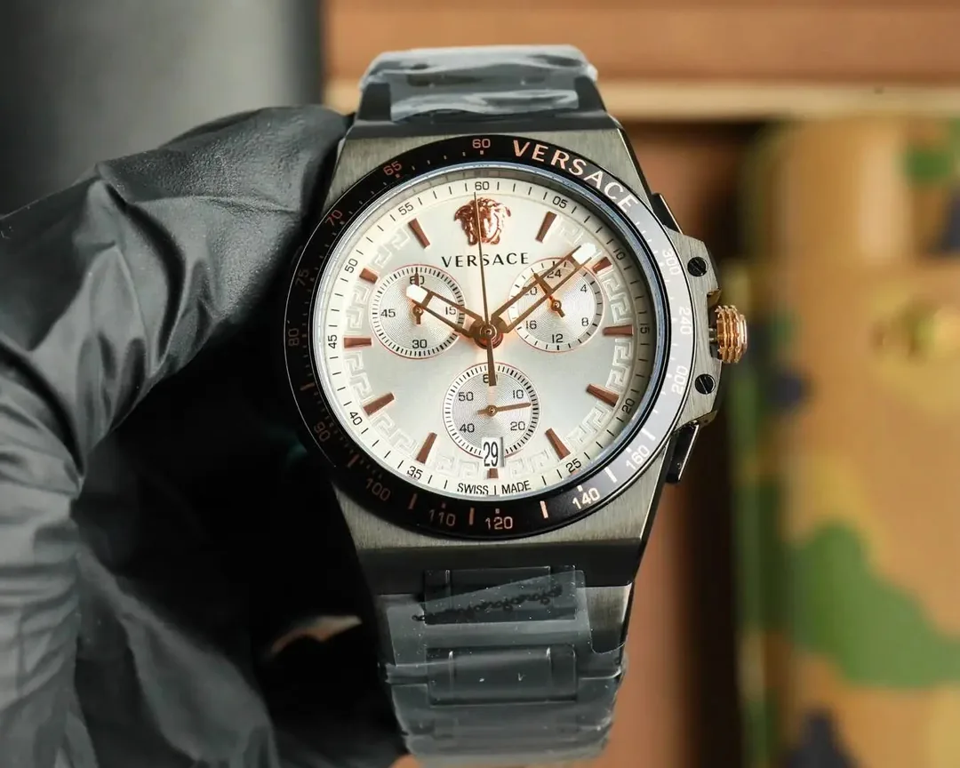 Men's Analog Wristwatch — photo 12