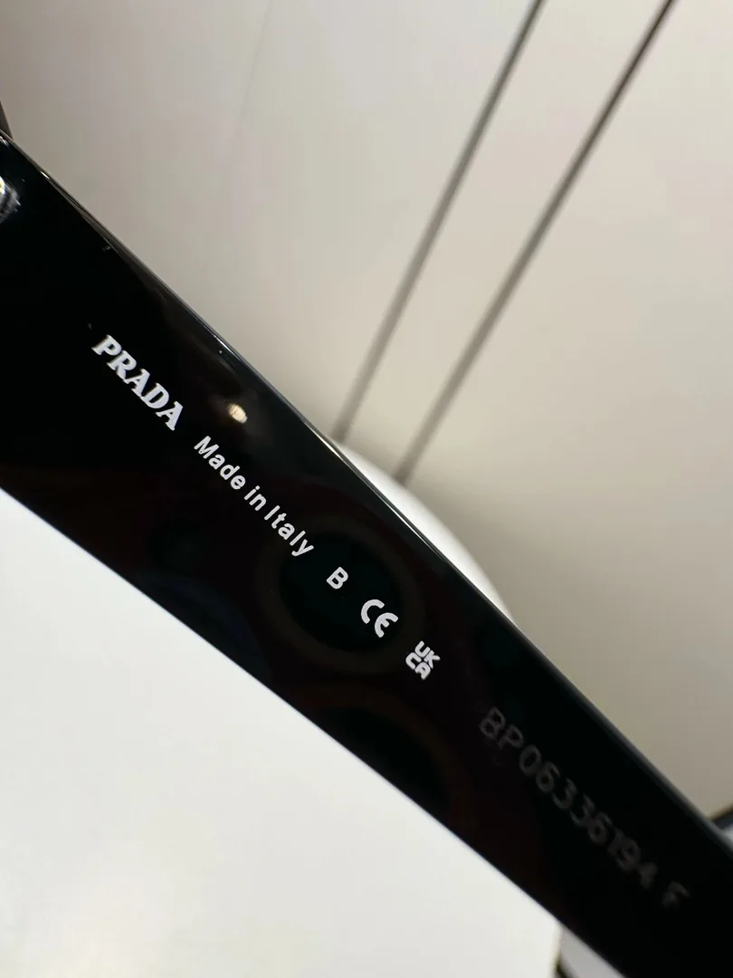 Prada Sunglasses SPR 26Z-F — Photo 9